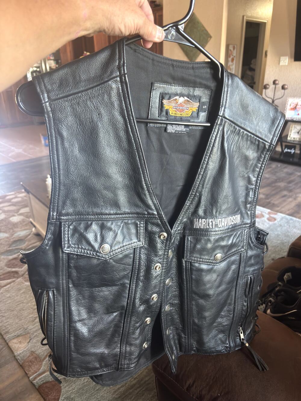 Harley-Davidson An
Genuine Leather Motorcycle Biker Vest Black Men’s Small